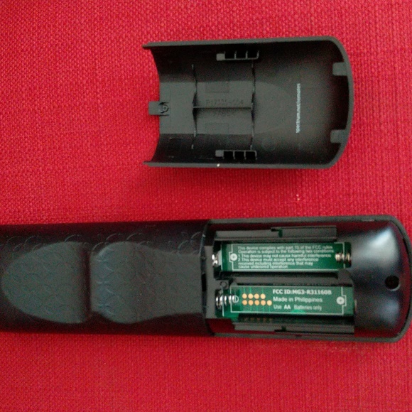 Spectrum Cable Universal Remote Control MG3-R31160B . (In Good Condition) - Picture 4 of 4